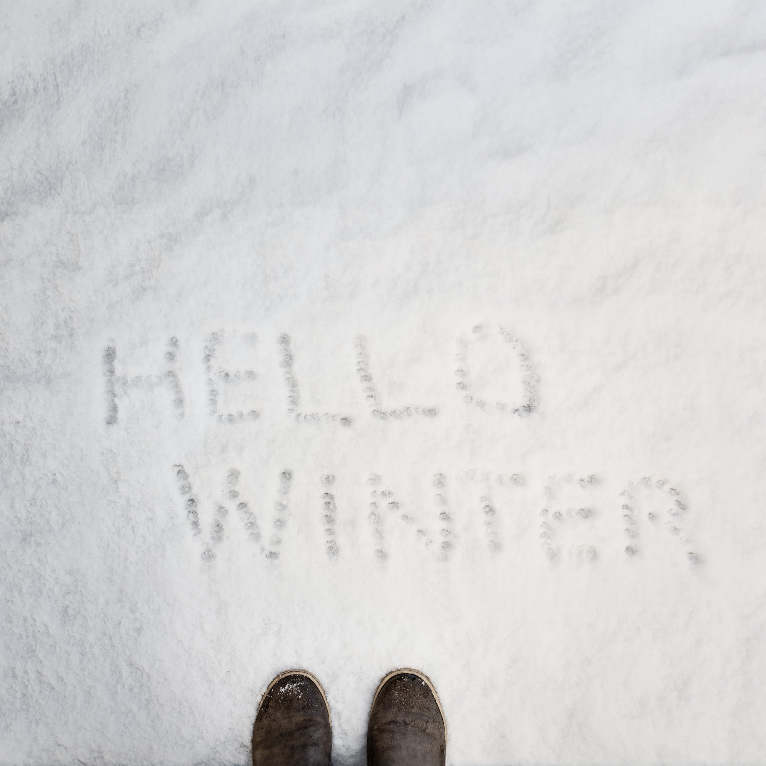 Geschriebene Schrift im Schnee 